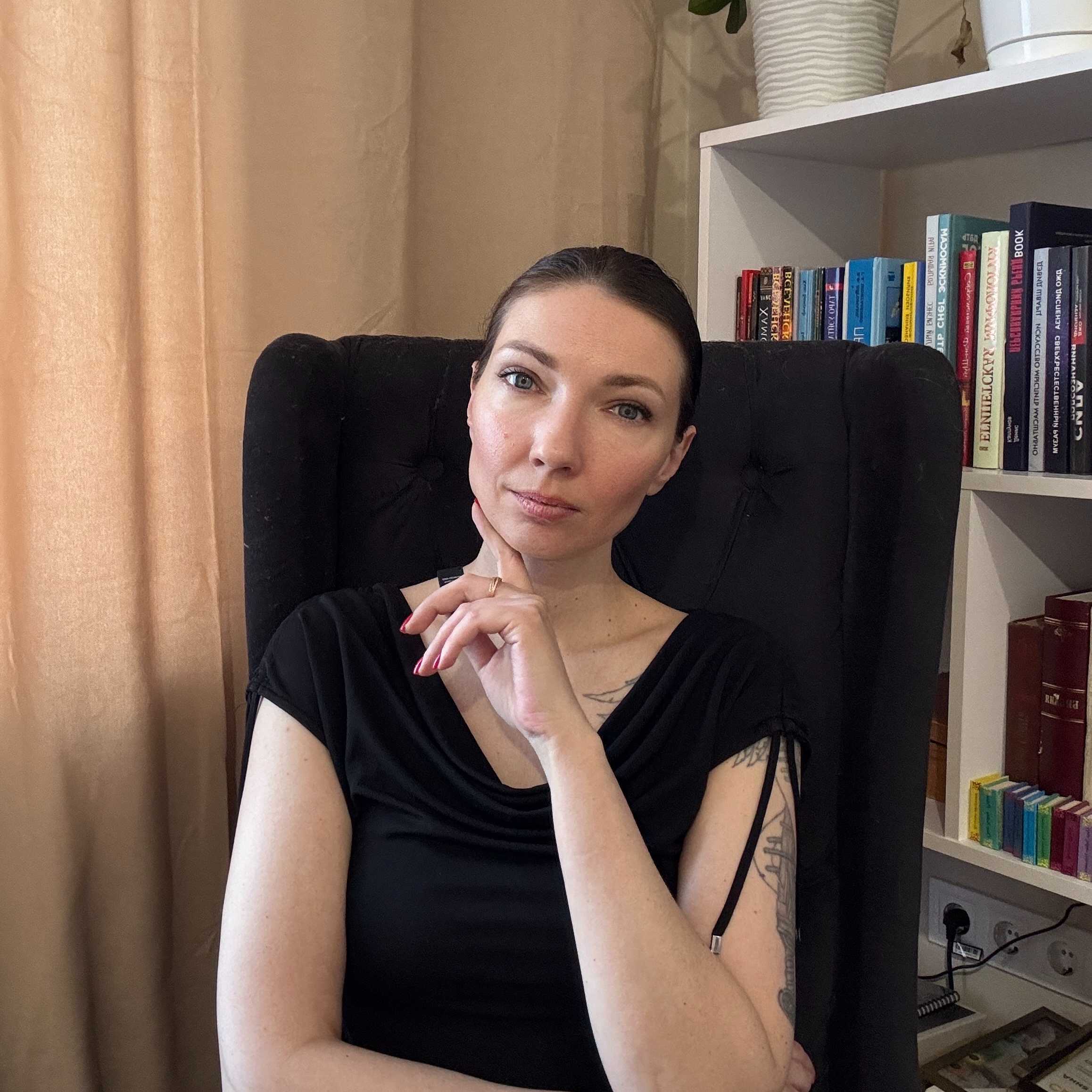 Анна Звольська